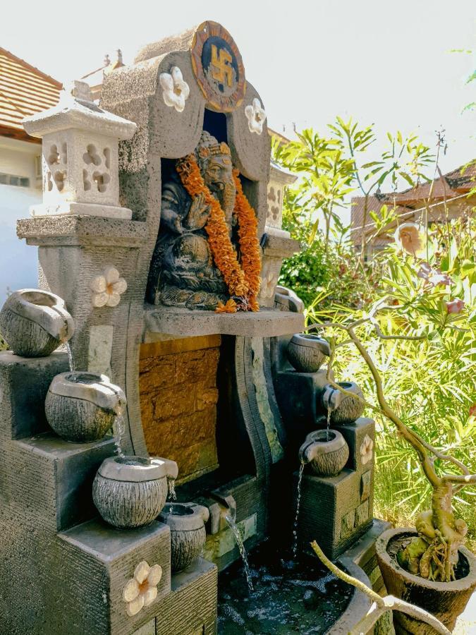 Juan Beach Bungalow Batununggul Ngoại thất bức ảnh