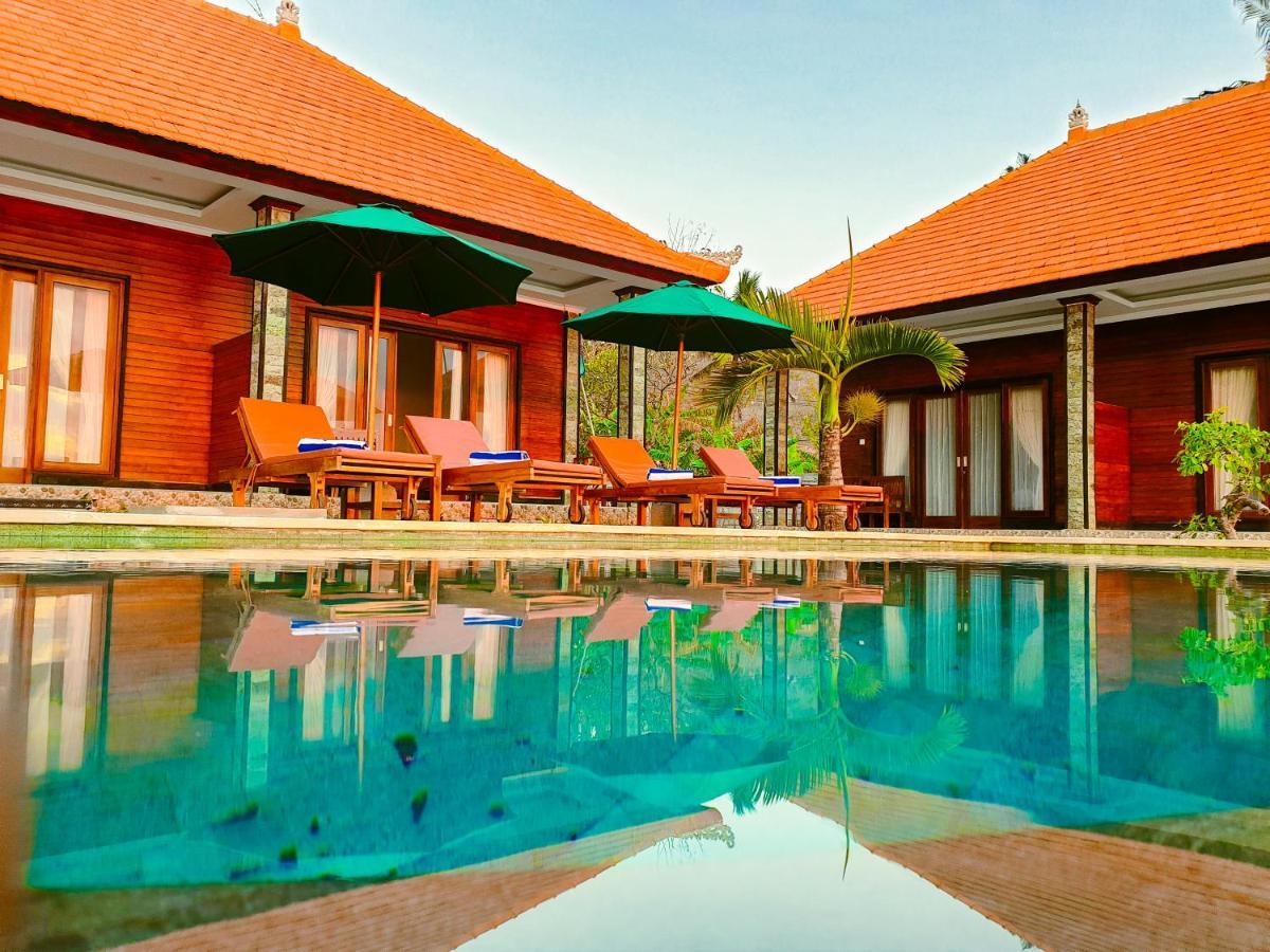 Juan Beach Bungalow Batununggul Ngoại thất bức ảnh