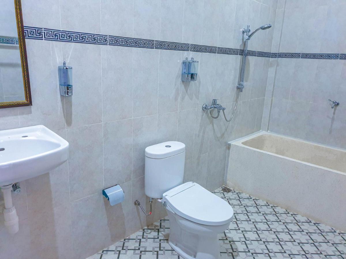 Juan Beach Bungalow Batununggul Ngoại thất bức ảnh