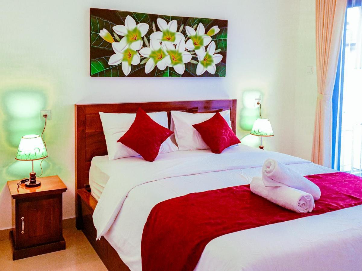 Juan Beach Bungalow Batununggul Ngoại thất bức ảnh