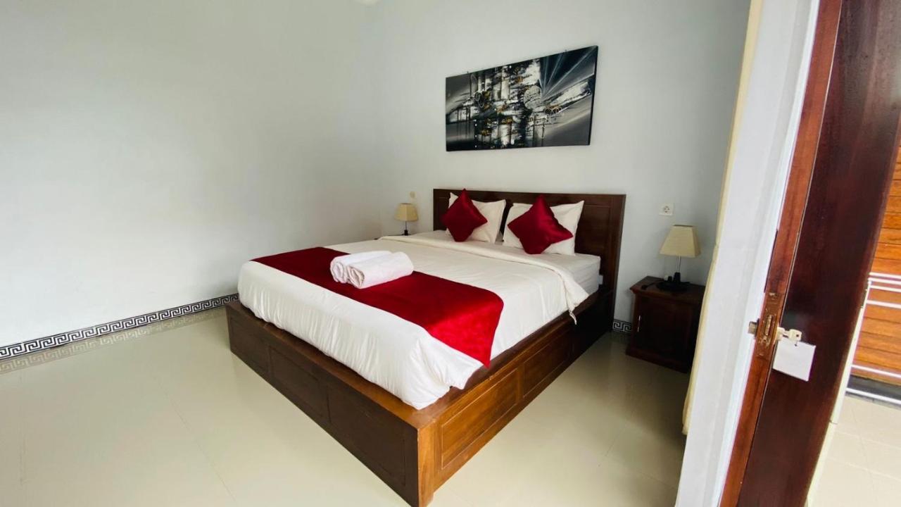 Juan Beach Bungalow Batununggul Ngoại thất bức ảnh
