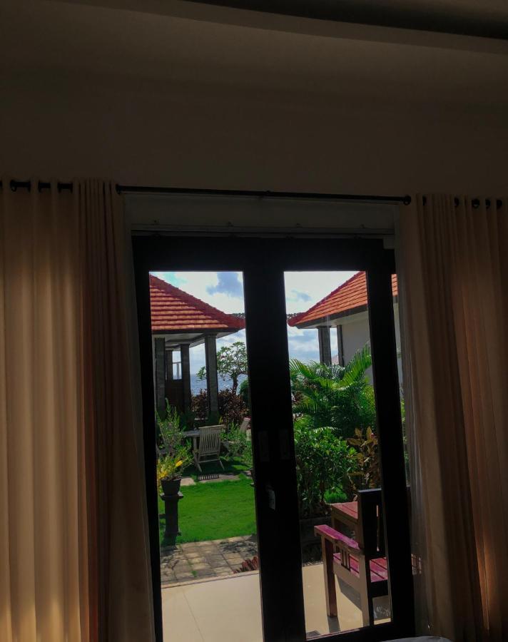 Juan Beach Bungalow Batununggul Ngoại thất bức ảnh
